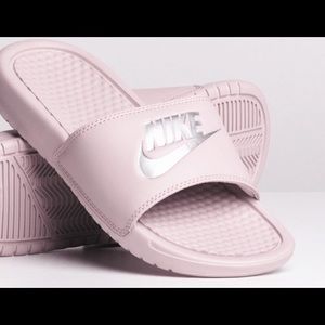 NIKE BENASSI JDI SLIDE SANDALS ROSE SILVER NIB SZ 9